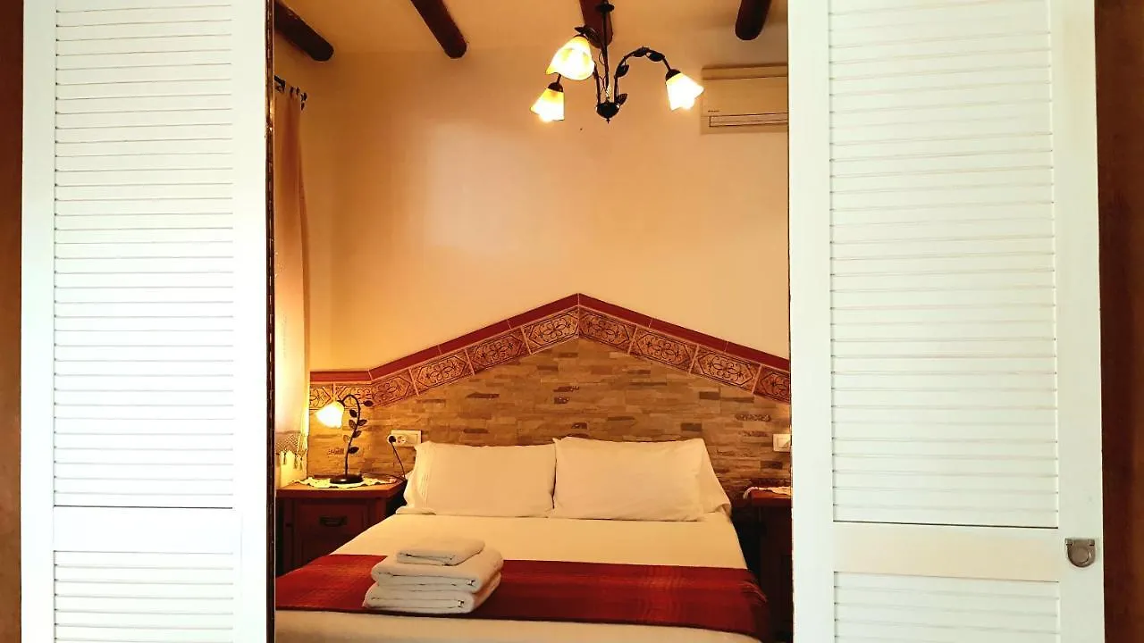 Posada Alpujarra Sol 奥尔希瓦 招待所